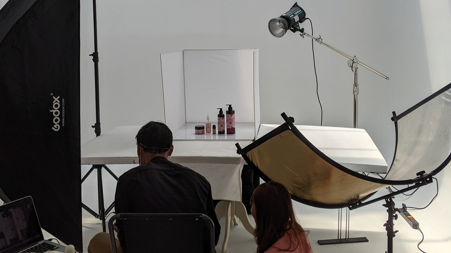 Vẻ Đẹp Tinh Khiết